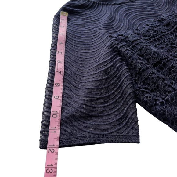 Katherine Kelly Navy Lace Inset Short Sleeve Midi Sheath Dress in size 10. - Picture 12 of 14